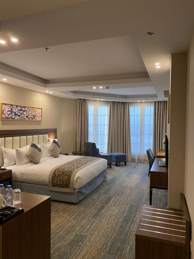 Braiden Hotel Jubail Екстер'єр фото