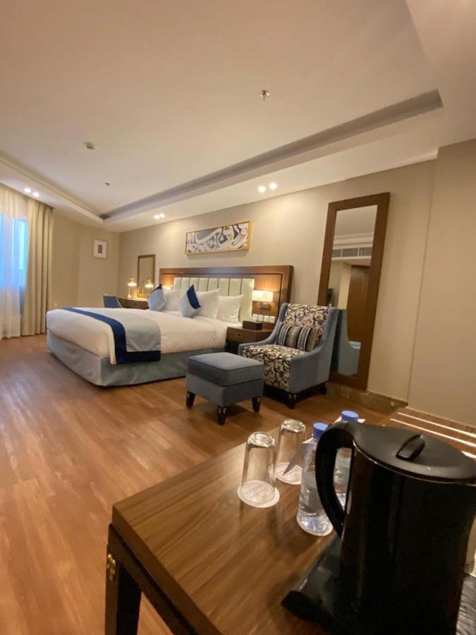 Braiden Hotel Jubail Екстер'єр фото