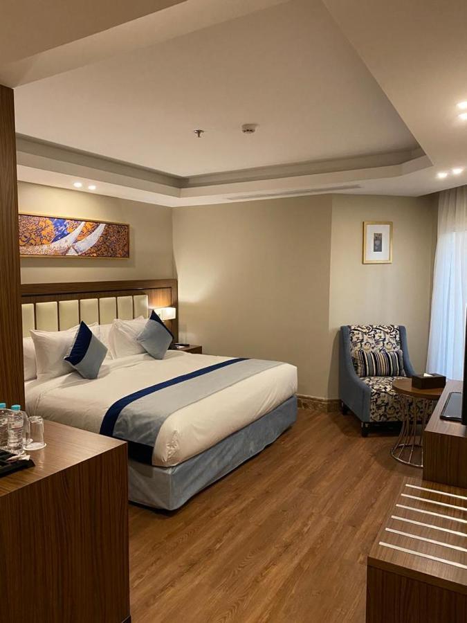 Braiden Hotel Jubail Екстер'єр фото