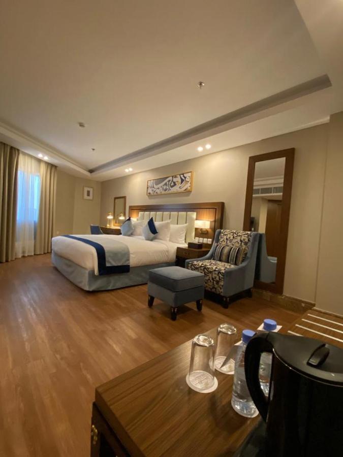 Braiden Hotel Jubail Екстер'єр фото