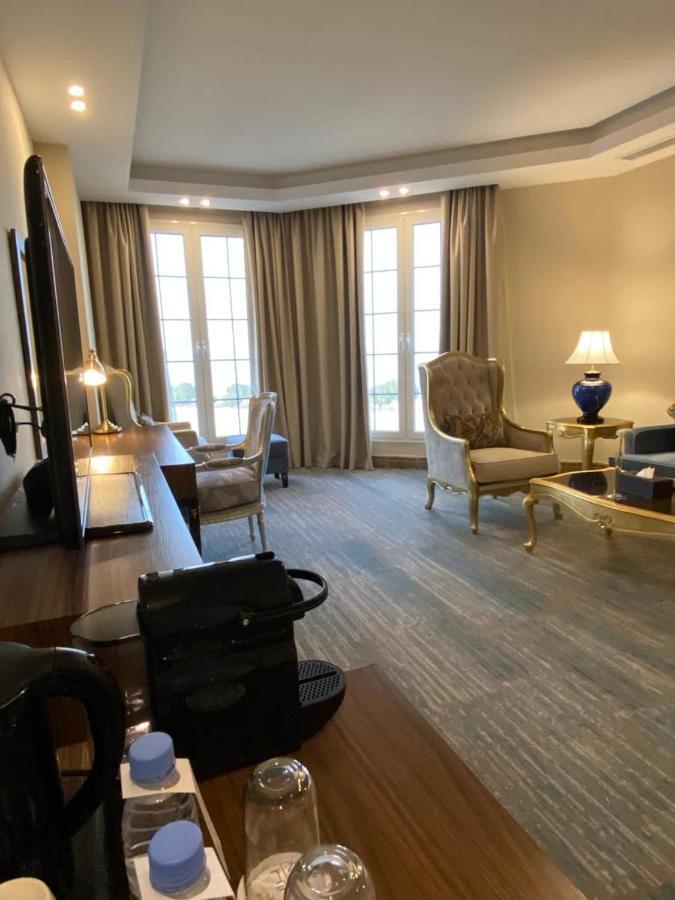 Braiden Hotel Jubail Екстер'єр фото